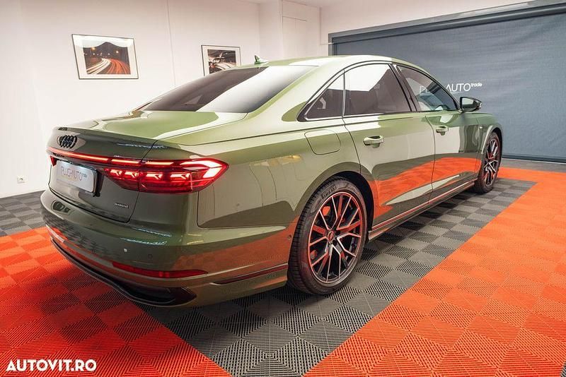 Second-hand Audi A8 Advanced 340 CP (250 kW) 2023 Culoareverde Berlinǎ