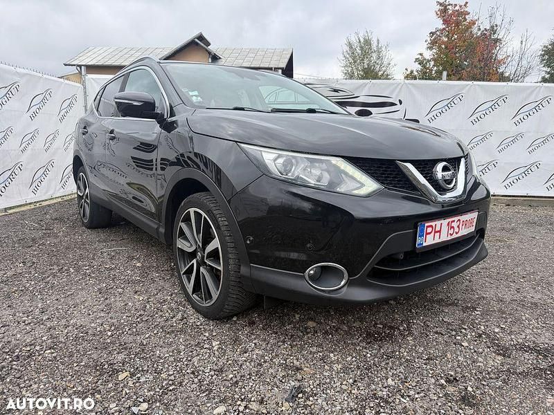 Culoarenegru Utilizat 2014 Nissan Qashqai Tekna SUV | 10.880 EUR (Preț OK) - Imagine 1/4