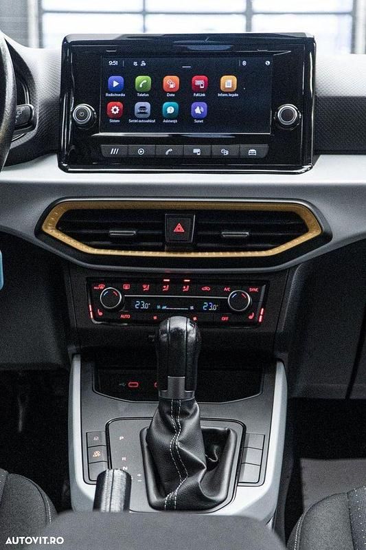 Second-hand Seat Arona Style 110 CP (80 kW) 2022 Culoarealb SUV