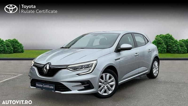 Second-hand Renault Mégane IV Zen 116 CP (85 kW) 2022 Culoareargint Hatchback