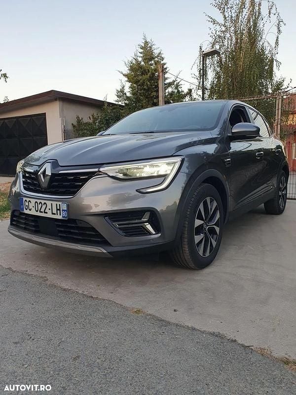Gri Utilizat 2021 Renault Arkana Intens SUV | 14.750 EUR (Preț bun) - Imagine 1/4