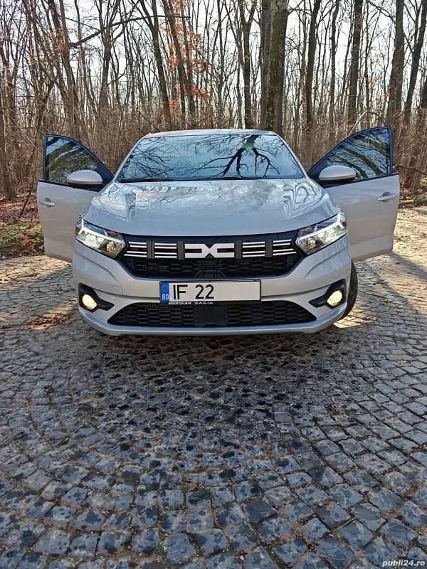 Utilizat 2023 Dacia Logan Berlinǎ | 12.700 EUR (Preț OK) - Imagine 1/4