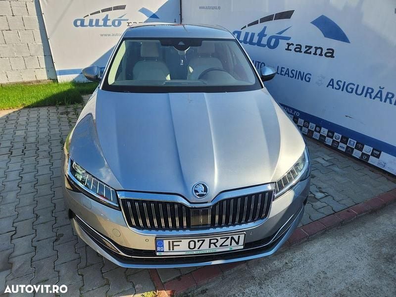 Gri Utilizat 2021 Skoda Superb Style Berlinǎ | 26.923 EUR (Preț OK) - Imagine 1/4