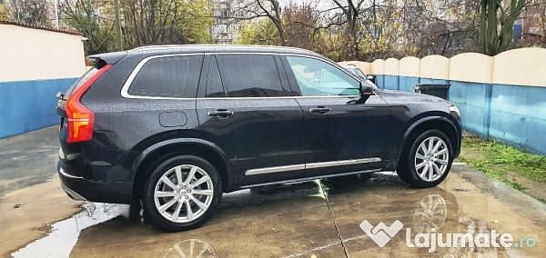 Second-hand Volvo XC90 Inscription 310 CP (228 kW) 2018 Negru SUV
