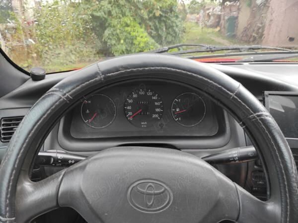 Rosu Utilizat 1995 Toyota Corolla XLE Berlinǎ | 15.000 EUR - Imagine 1/4