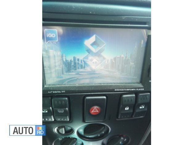 Second-hand Dacia Logan 64 CP (47 kW) 2006 Rosu Berlinǎ