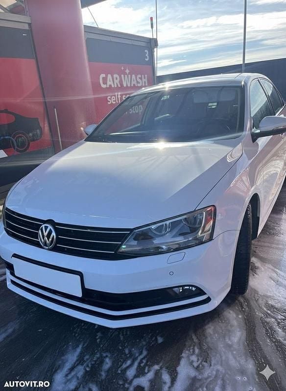 Second-hand VW Jetta Comfortline 110 CP (80 kW) 2016 Alb Berlinǎ