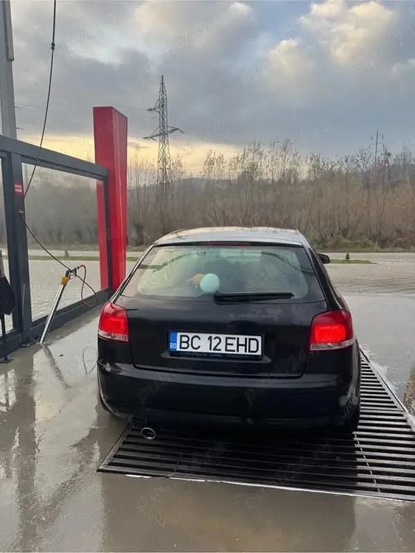 Second-hand Audi A3 101 CP (74 kW) 2004 Negru Hatchback