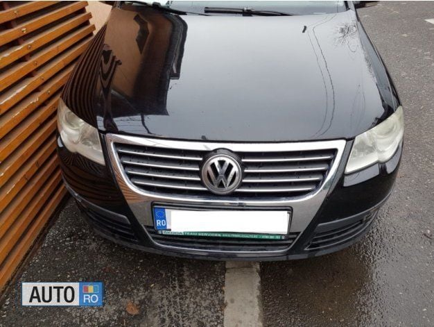 Second-hand VW Passat 105 CP (77 kW) 2008 Negru Berlinǎ