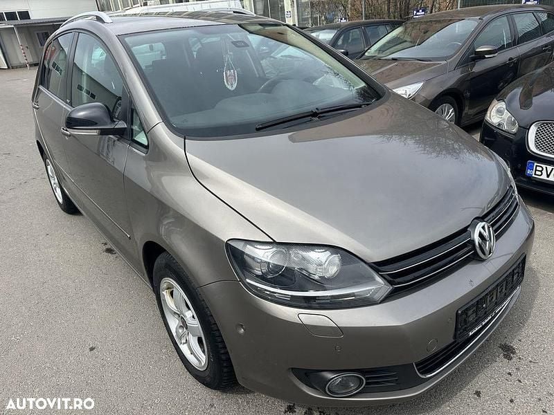 Bej Utilizat 2011 VW Golf Plus Cross Comfortline Monovolum | 5.999 EUR (Preț OK) - Imagine 1/4
