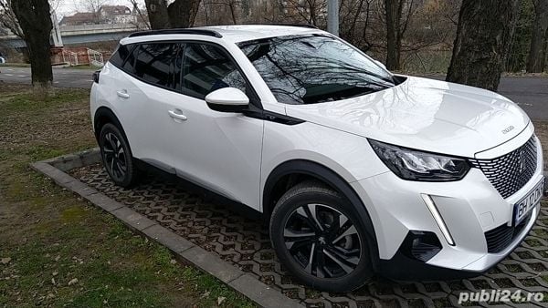 Second-hand Peugeot e-2008 Allure 100 kW (136 CP) 2021 SUV