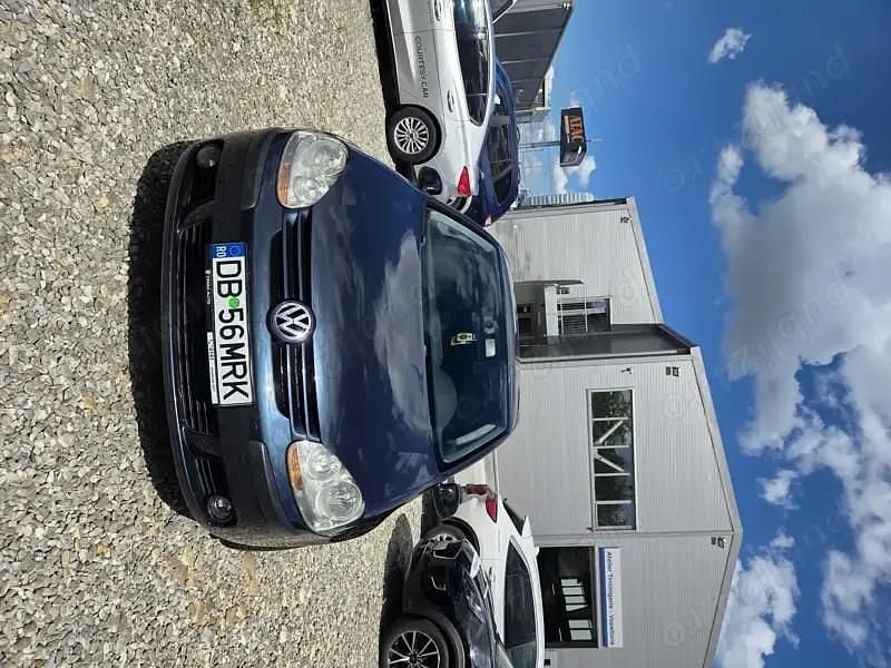 Albastru Utilizat 2007 VW Golf V Hatchback | 2.899 EUR (Preț OK) - Imagine 1/4