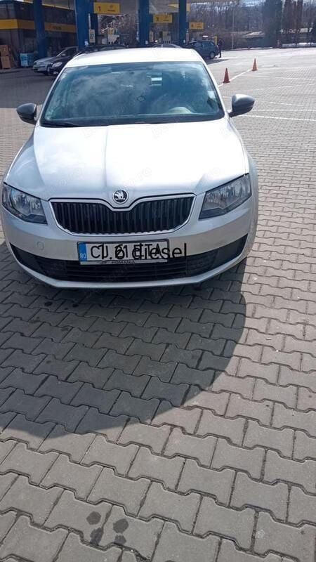 Utilizat 2016 Skoda Octavia Berlinǎ | 5.300 EUR (Super Preț) - Imagine 1/4