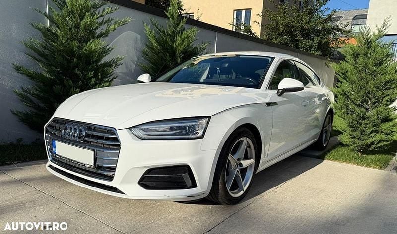 Culoarealb Utilizat 2018 Audi A5 Comfort Coupe | 20.999 EUR (Preț OK) - Imagine 1/4