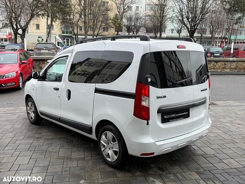 Second-hand Dacia Dokker Lauréate 102 CP (75 kW) 2018 Culoarealb Monovolum