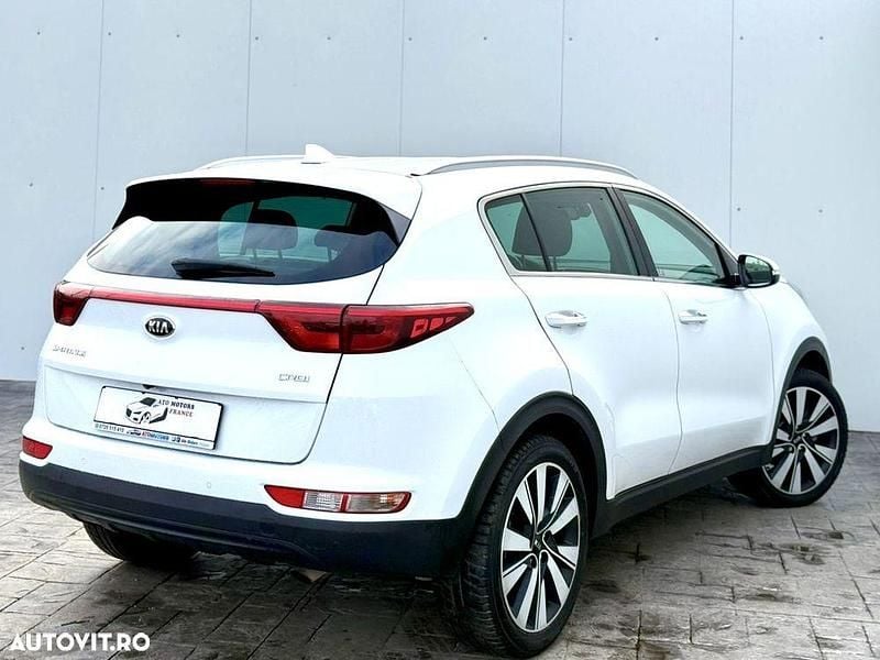 Second-hand Kia Sportage Spirit 115 CP (84 kW) 2016 Culoarealb SUV