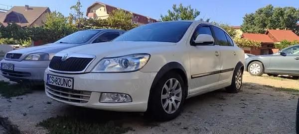 Utilizat 2010 Skoda Octavia Berlinǎ | 3.200 EUR (Preț OK) - Imagine 1/4