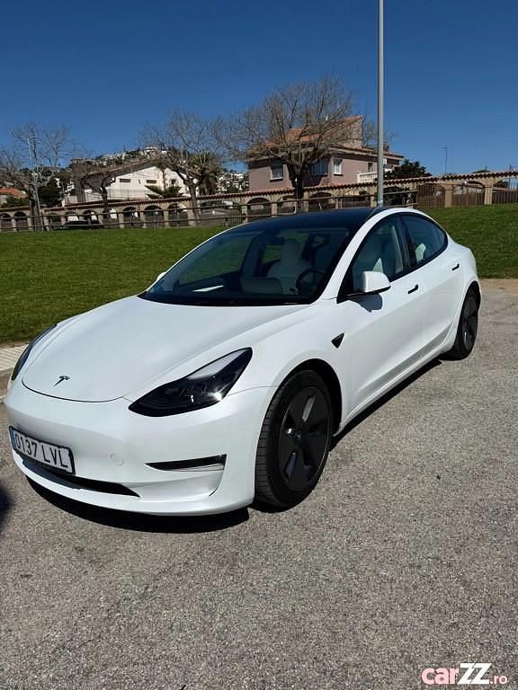 Alb Utilizat 2022 Tesla Model 3 Berlinǎ | 26.900 EUR - Imagine 1/4