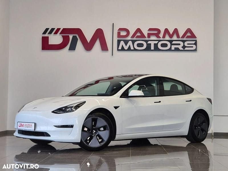 Culoarealb Utilizat 2023 Tesla Model 3 Standard Range Plus Berlinǎ | 29.490 EUR (Preț OK) - Imagine 1/4