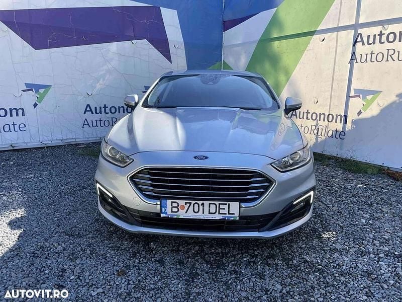 Culoarealb Utilizat 2021 Ford Mondeo Berlinǎ | 15.850 EUR (Preț bun) - Imagine 1/4