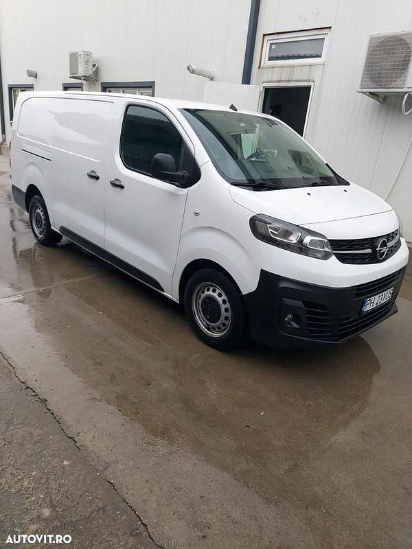 Culoarealb Utilizat 2020 Opel Vivaro Enjoy Van | 13.500 EUR (Preț OK) - Imagine 1/4