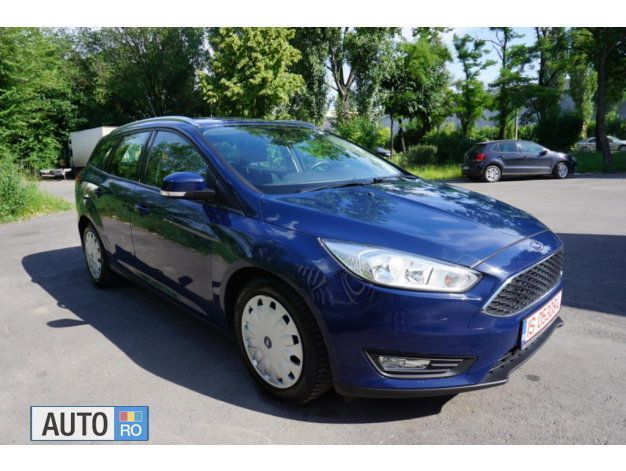 Albastru Utilizat 2015 Ford Focus Break | 6.899 EUR (Preț OK) - Imagine 1/4
