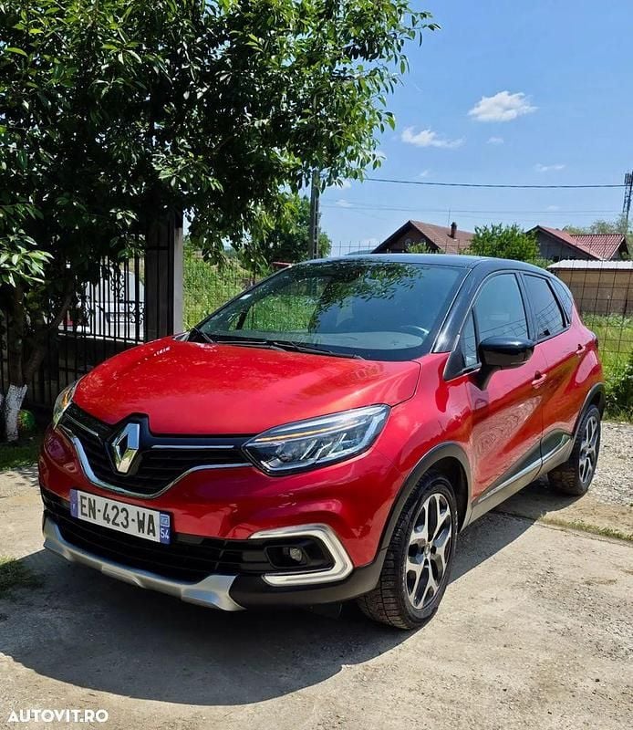 Rosu Utilizat 2017 Renault Captur Intens SUV | 10.199 EUR (Preț OK) - Imagine 1/4