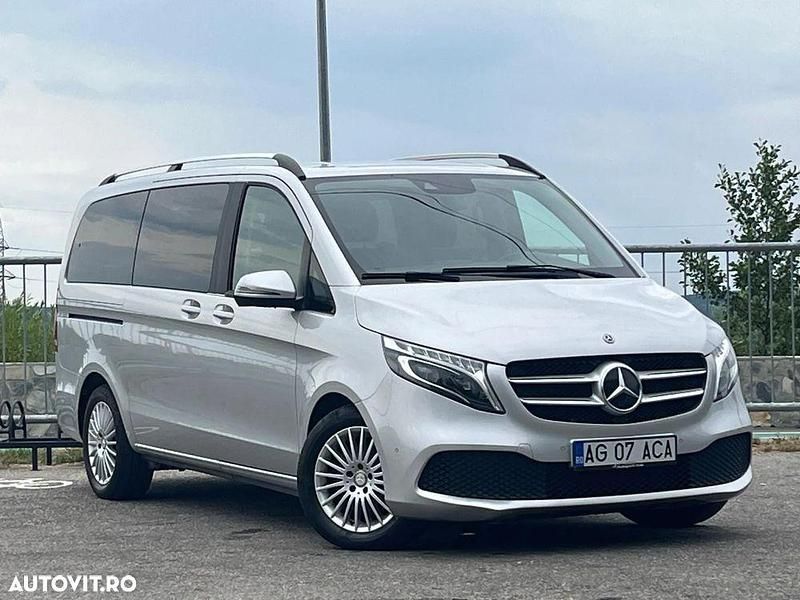 Culoaregri Utilizat 2020 Mercedes V220 Avantgarde Monovolum | 37.999 EUR - Imagine 1/4