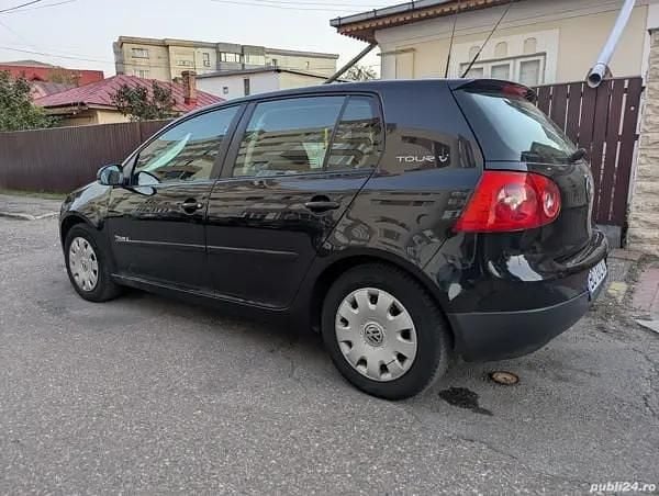 Utilizat 2007 VW Golf V Hatchback | 3.150 EUR (Preț OK) - Imagine 1/4