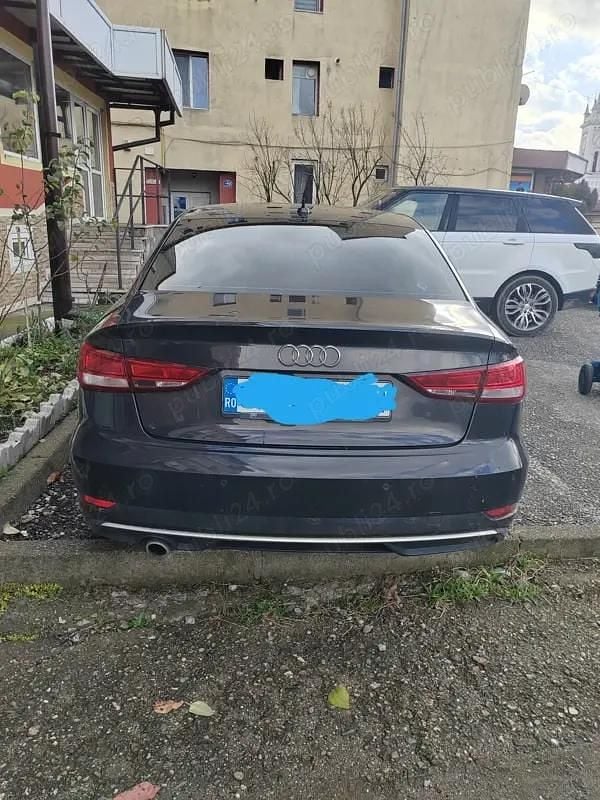 Second-hand Audi A3 116 CP (85 kW) 2017 Berlinǎ