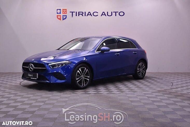 Albastru Nouă 2024 Mercedes A200 Hatchback | 45.844 EUR (Preț OK) - Imagine 1/4