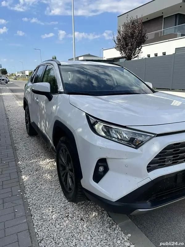 Utilizat 2023 Toyota RAV4 Hybrid SUV | 28.500 EUR (Super Preț) - Imagine 1/4