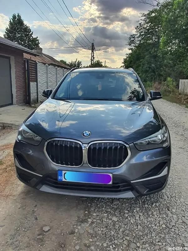 Utilizat 2019 BMW X1 SUV | 15.600 EUR (Preț OK) - Imagine 1/4
