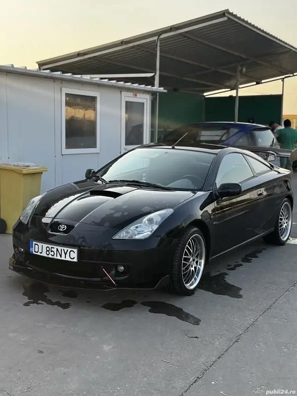 Second-hand Toyota Celica T2 143 CP (105 kW) 2001 Coupe