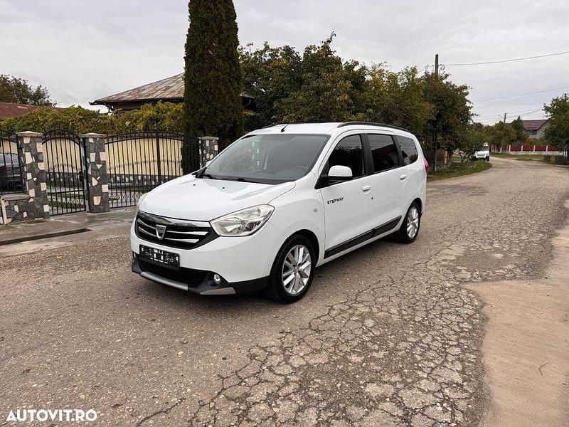 Culoarebej Second-hand 2013 Dacia Lodgy Monovolum | 4.990 EUR (Preț OK) - Imagine 1/4