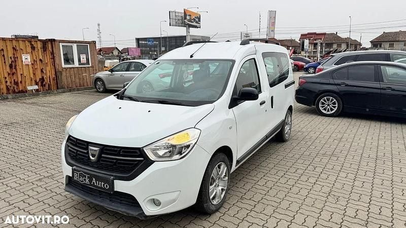 Culoarealb Utilizat 2020 Dacia Dokker Lauréate Monovolum | 10.649 EUR (Puțin scump) - Imagine 1/4