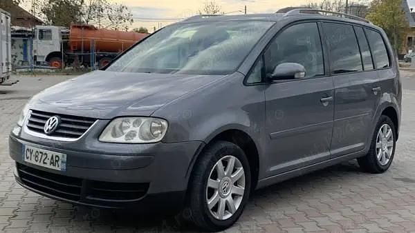 Utilizat 2006 VW Touran Monovolum | 2.300 EUR (Preț OK) - Imagine 1/4