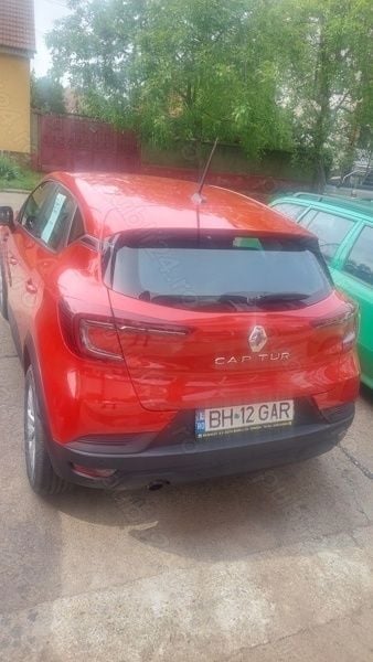 Utilizat 2021 Renault Captur SUV | 15.000 EUR (Puțin scump) - Imagine 1/4