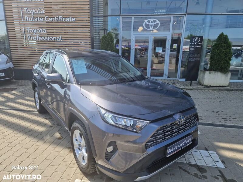 Albastru Utilizat 2019 Toyota RAV4 Hybrid SUV | 24.489 EUR (Preț bun) - Imagine 1/4