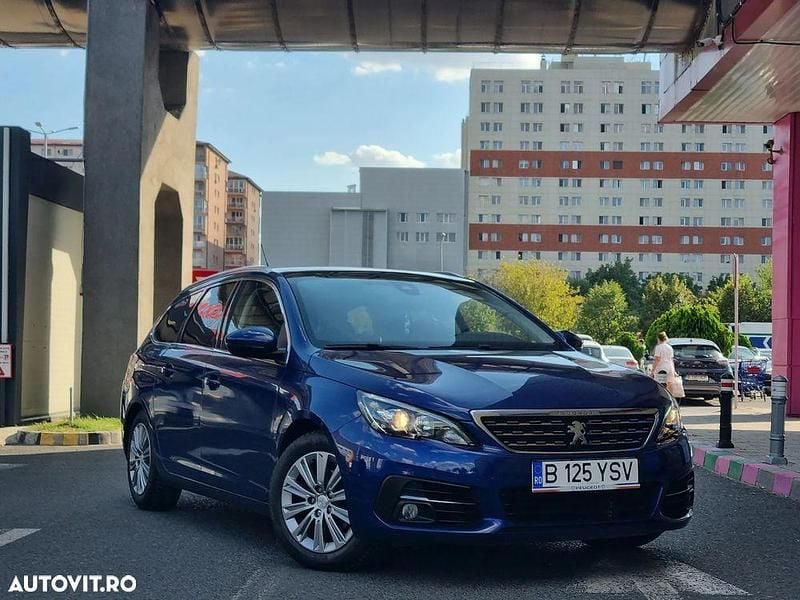 Culoarealbastru Second-hand 2019 Peugeot 308 Allure Break | 9.313 EUR (Preț OK) - Imagine 1/4