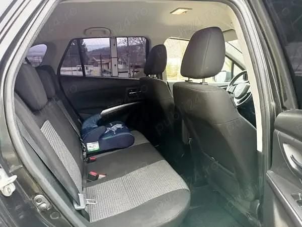 Second-hand Suzuki SX4 S-Cross 129 CP (94 kW) 2023 Negru SUV