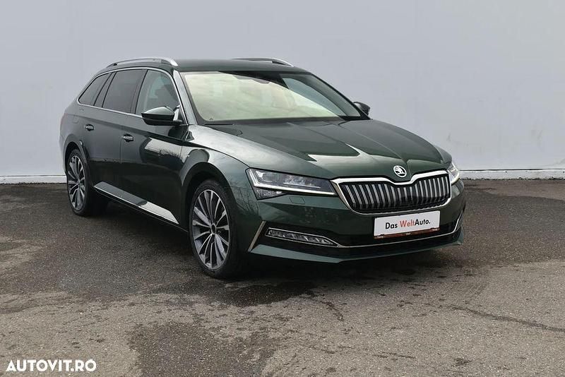 Second-hand Skoda Superb Style 218 CP (160 kW) 2020 Culoareverde Break