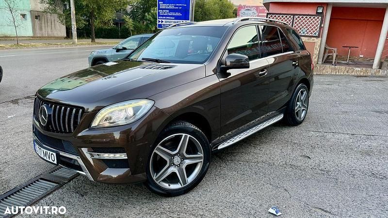 Culoaremaro Utilizat 2013 Mercedes ML350 SUV | 18.300 EUR (Preț OK) - Imagine 1/4