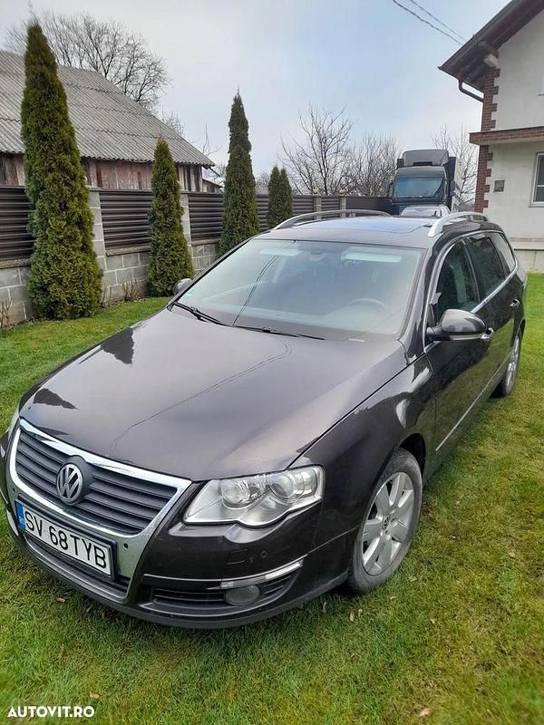 Second-hand VW Passat Highline 170 CP (125 kW) 2007 Culoaremaro Break