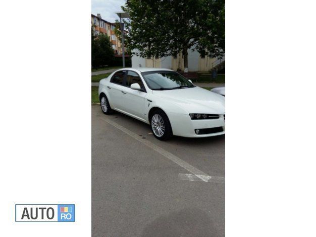 Second-hand Alfa Romeo 159 150 CP (110 kW) 2009 Alb