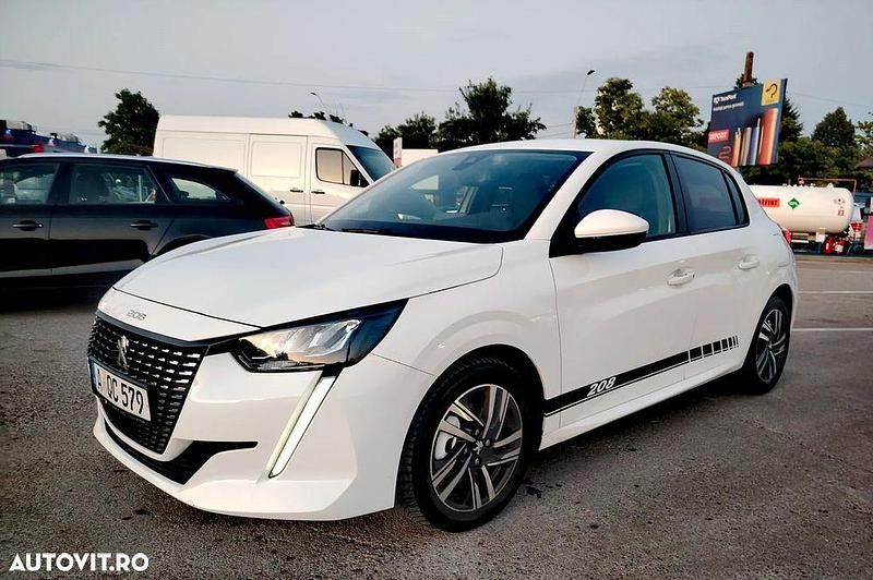 Alb Utilizat 2020 Peugeot 208 Active Hatchback | 9.800 EUR (Preț OK) - Imagine 1/4
