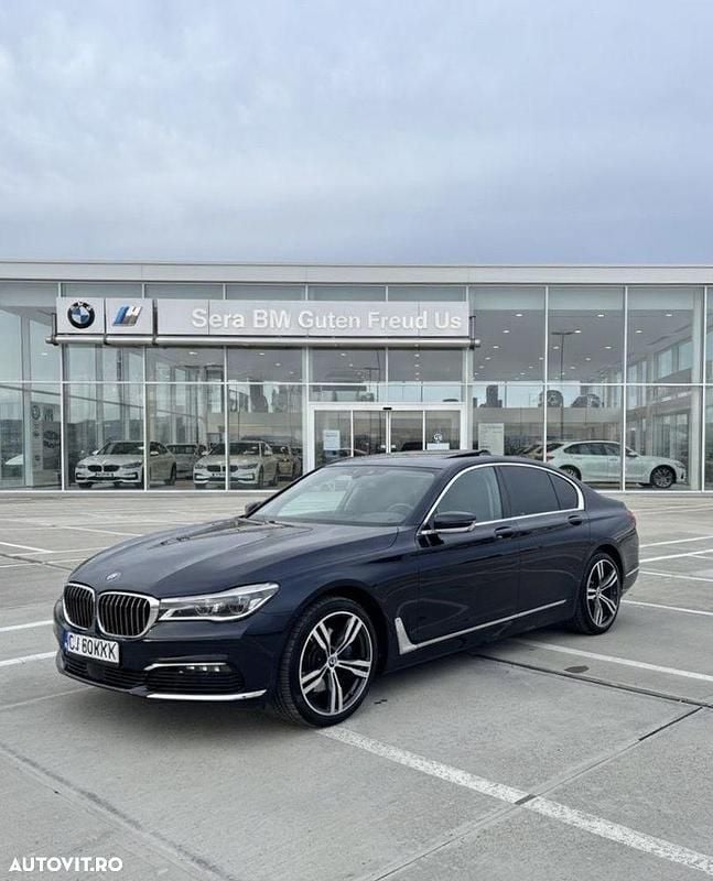 Second-hand BMW 730 265 CP (194 kW) 2016 Culoarealbastru Berlinǎ