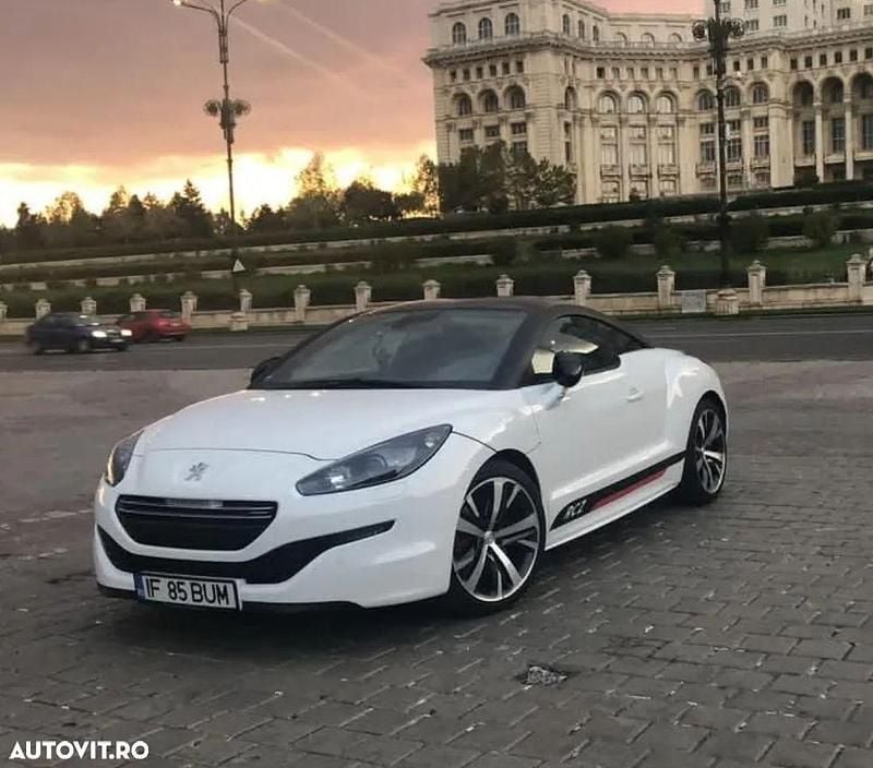 Second-hand Peugeot RCZ 200 CP (147 kW) 2015 Culoarealb Coupe