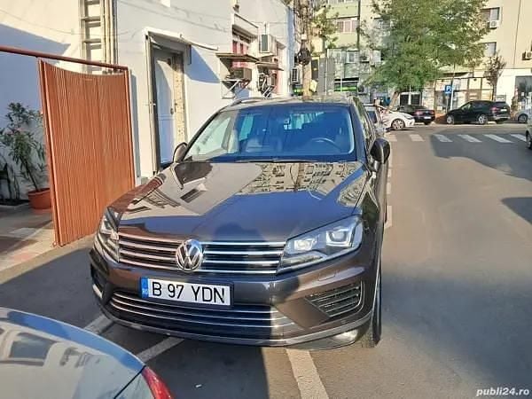 Utilizat 2016 VW Touareg SUV | 20.000 EUR (Super Preț) - Imagine 1/4