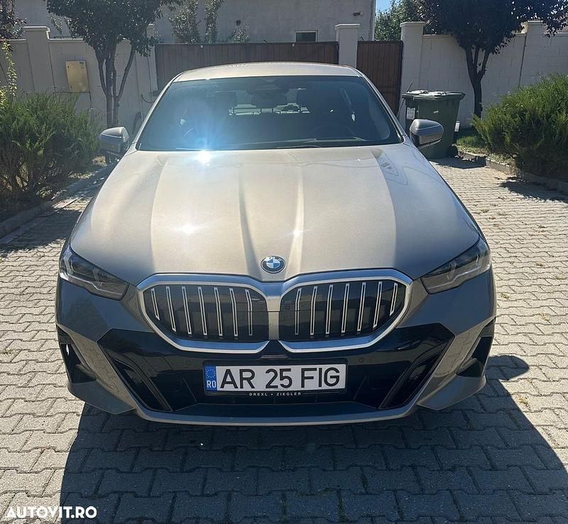 Culoaregri Utilizat 2024 BMW 520 Comfort Edition Berlinǎ | 56.200 EUR (Preț OK) - Imagine 1/4